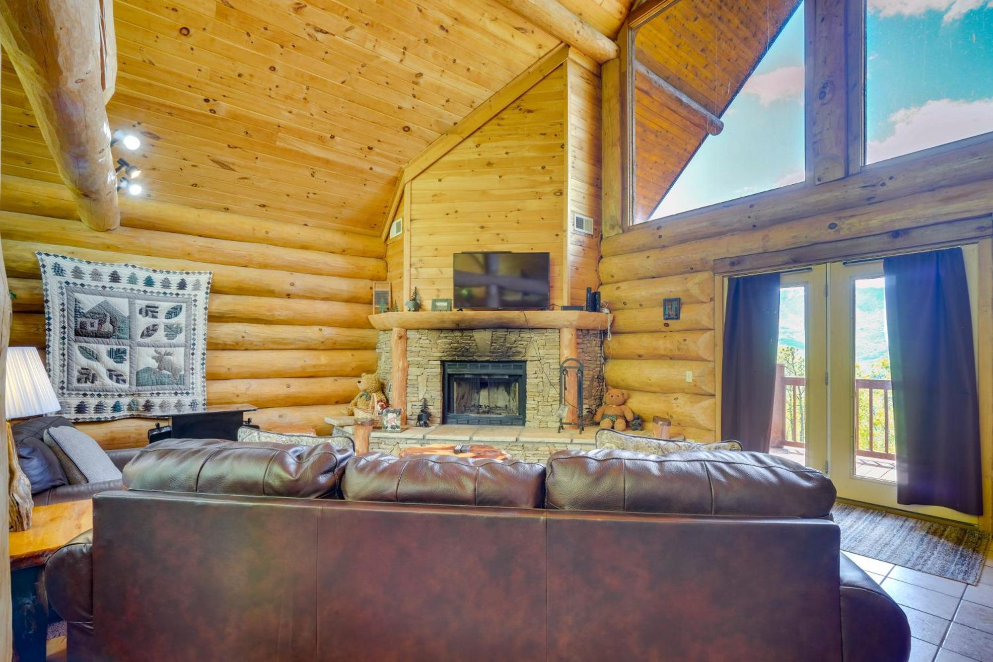Gatlinburg Cabin With Hot Tub About 11 Miles To Downtown Zewnętrze zdjęcie